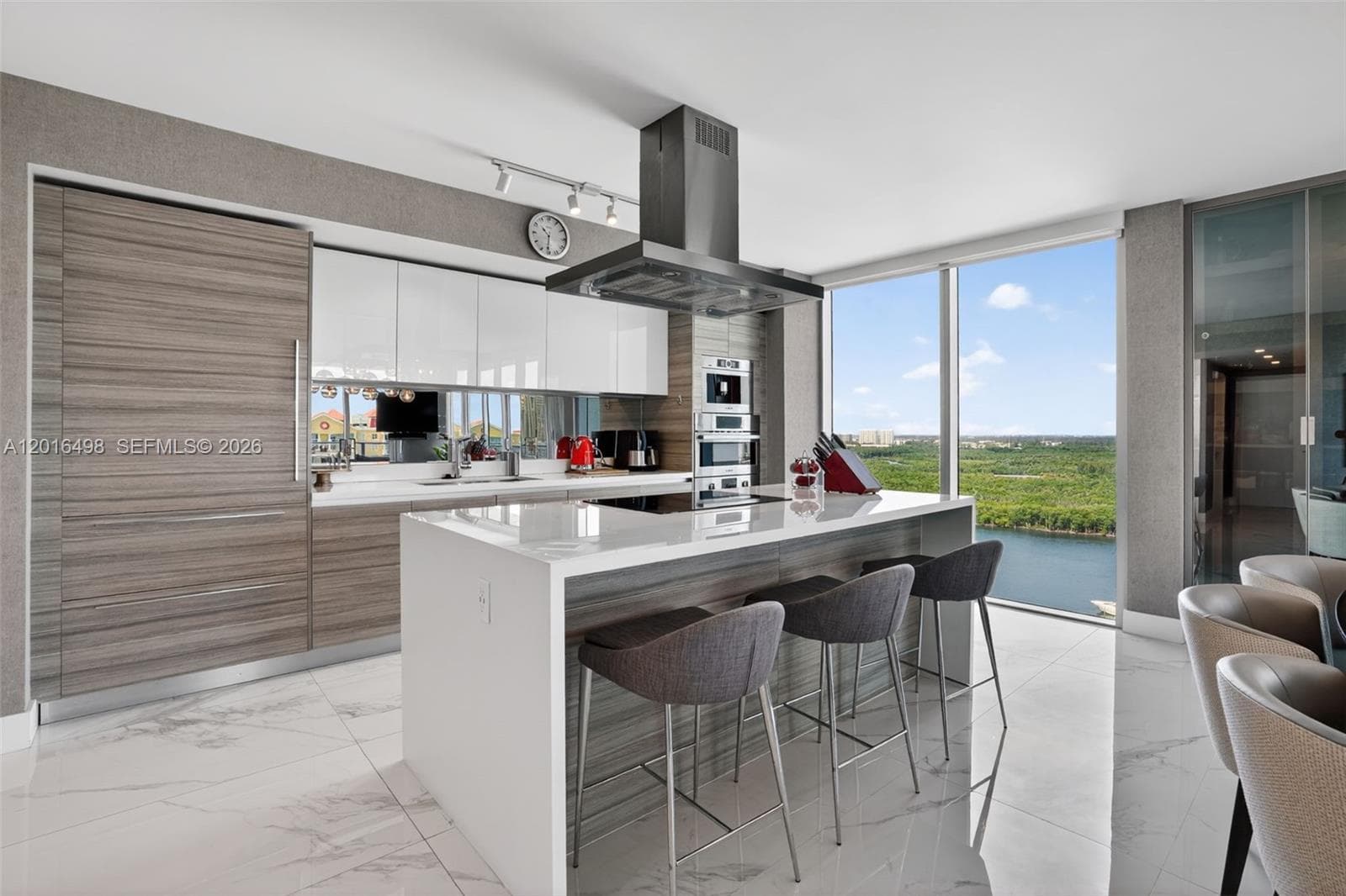 330 Sunny Isles Blvd 5-2301 photo 5