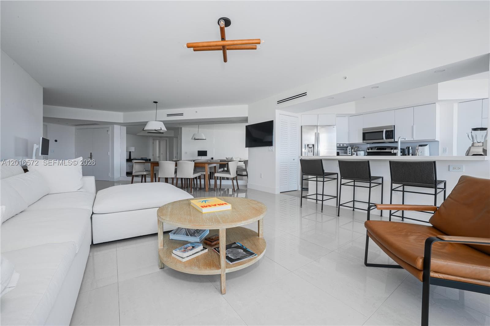6301 Collins Ave 1102 photo 6