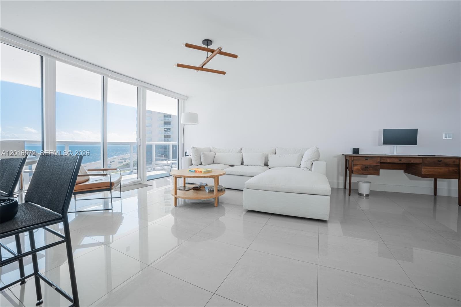 6301 Collins Ave 1102 photo 7