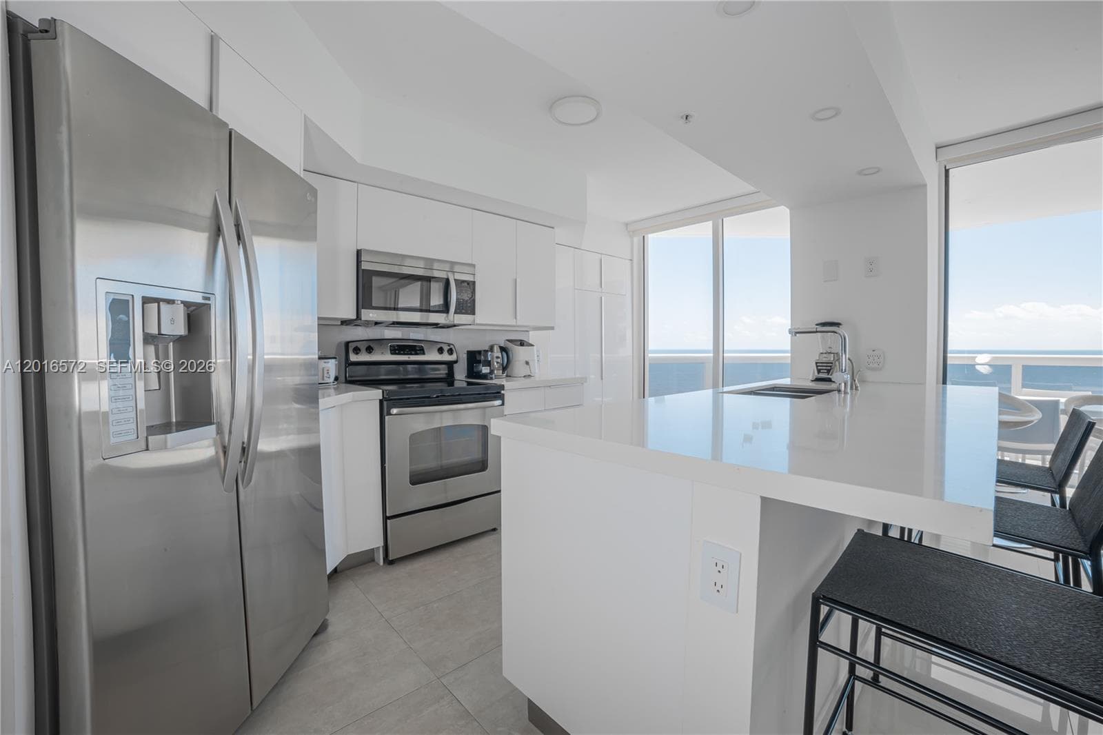 6301 Collins Ave 1102 photo 9