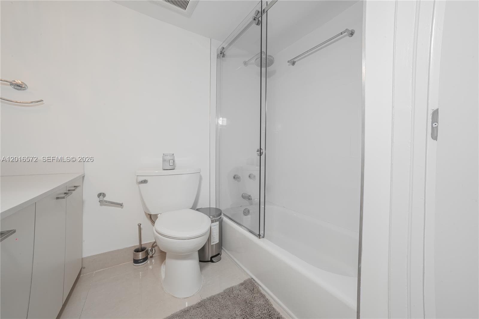 6301 Collins Ave 1102 photo 24
