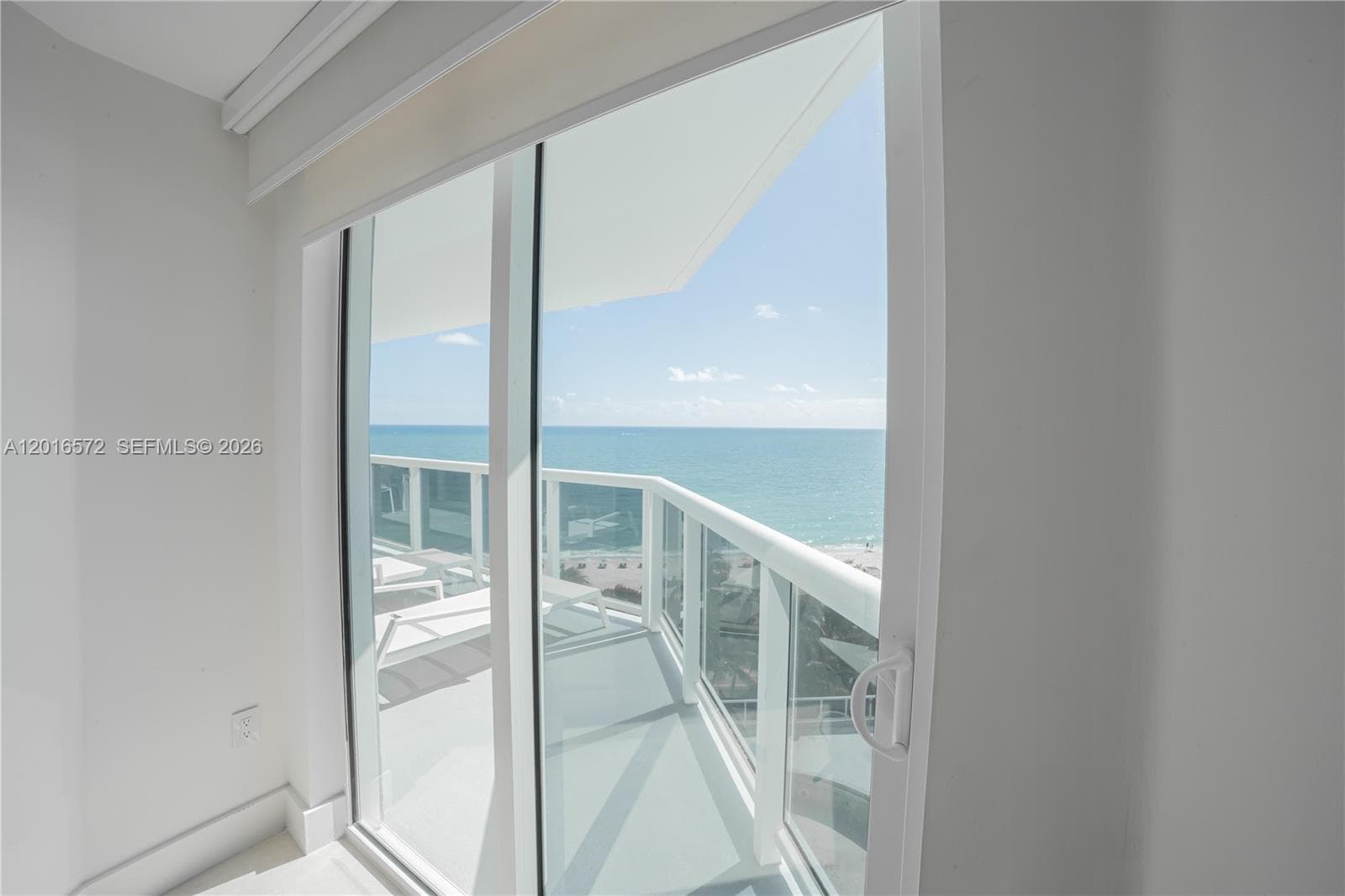 6301 Collins Ave 1102 photo 19
