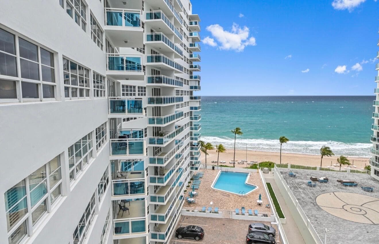 3430 Galt Ocean Drive 911 photo 18