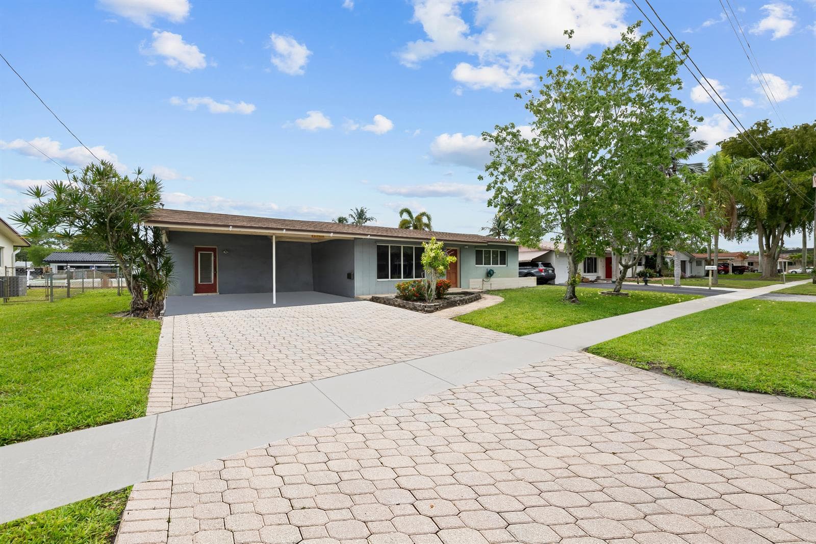 1340 SW 56th Avenue photo 10