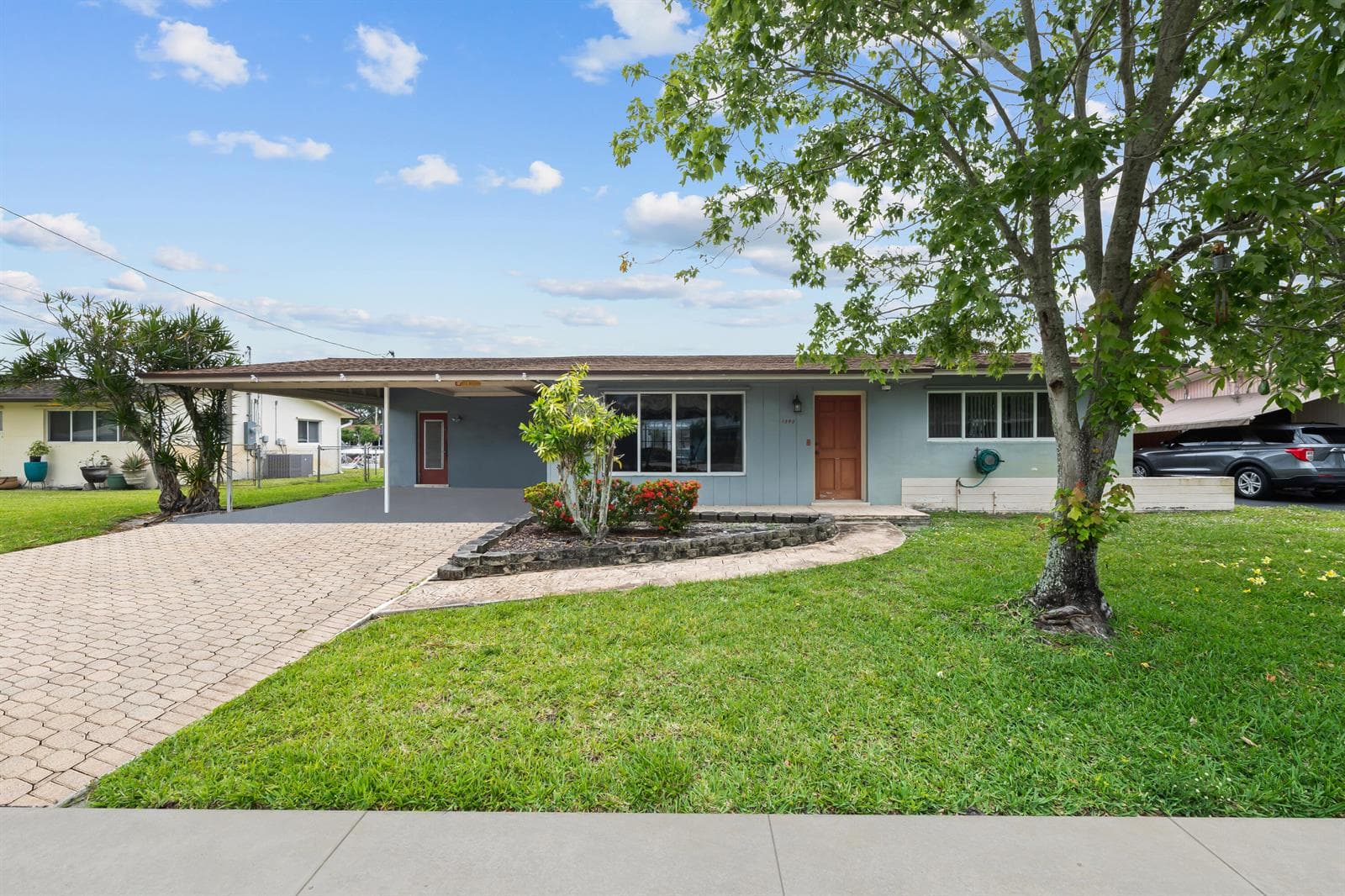 1340 SW 56th Avenue photo 11