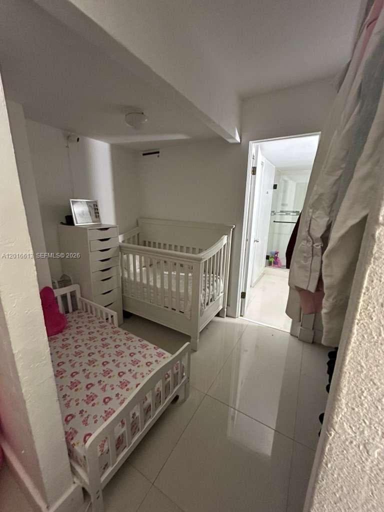 2903 Miami Beach Blvd 906 photo 14