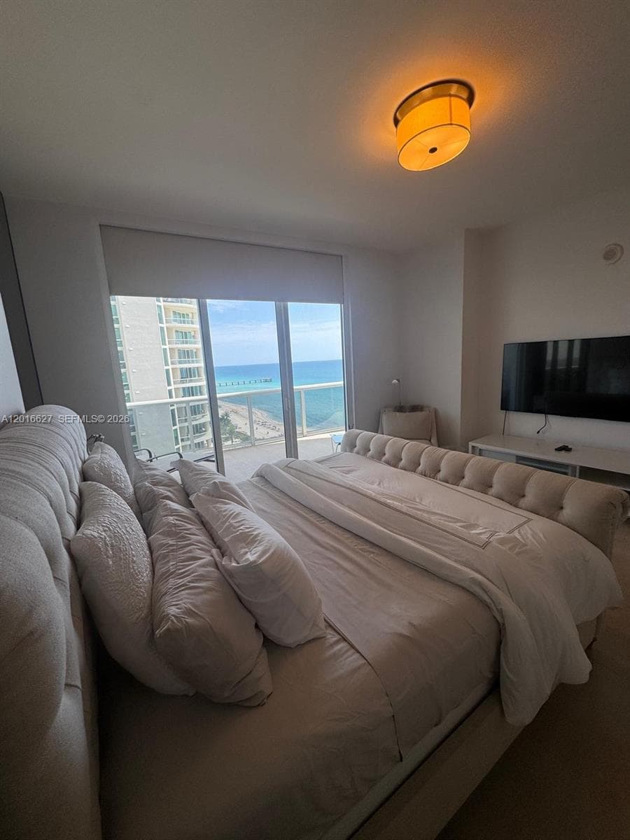 16001 Collins Ave 1002 photo 7