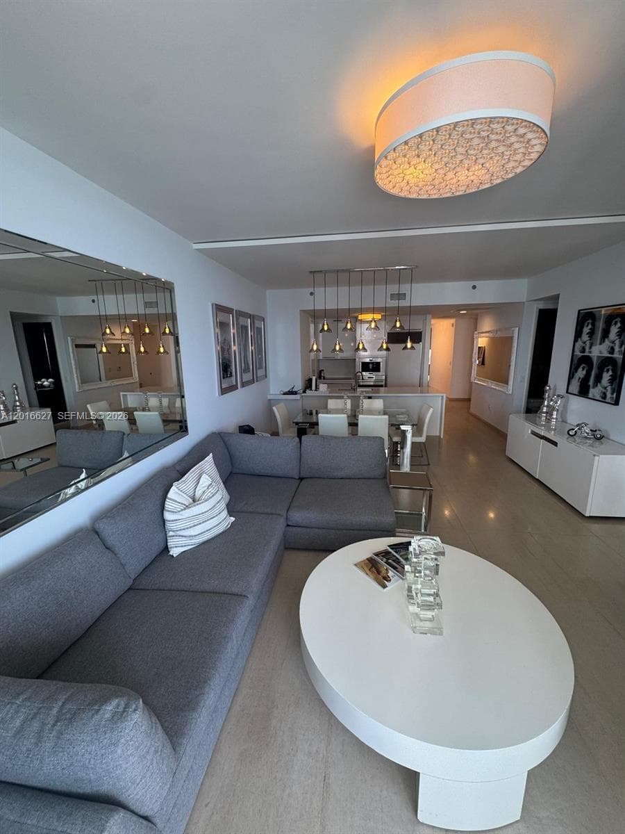 16001 Collins Ave 1002 photo 3