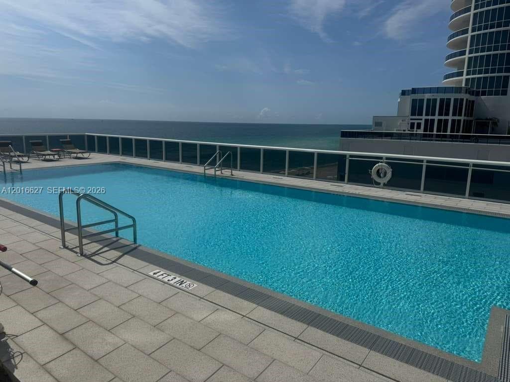 16001 Collins Ave 1002 photo 18