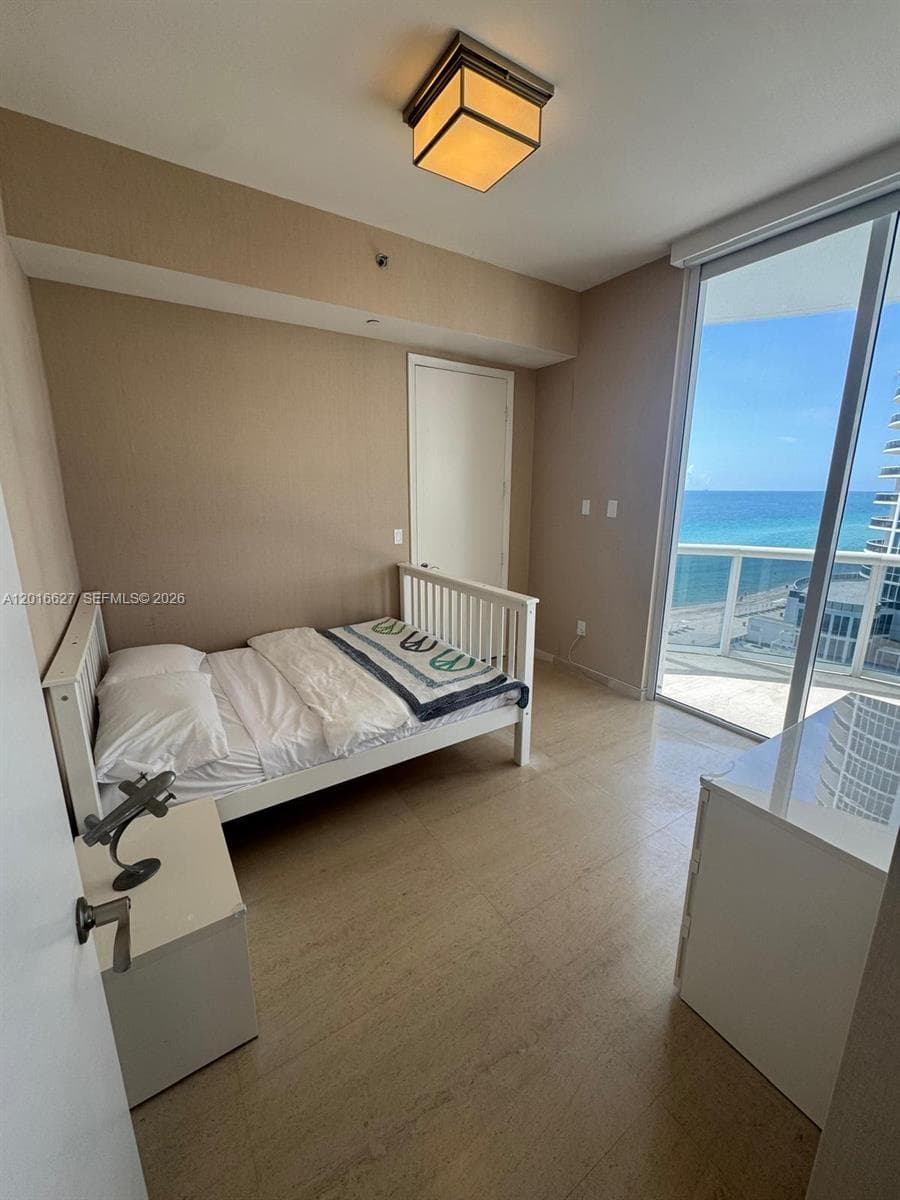 16001 Collins Ave 1002 photo 15