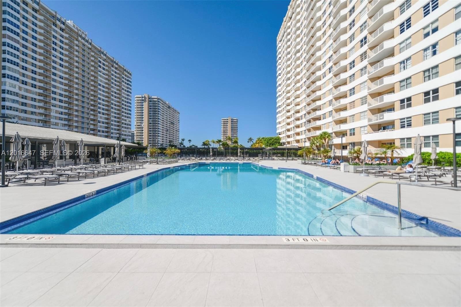 1980 Ocean Dr 19L photo 22