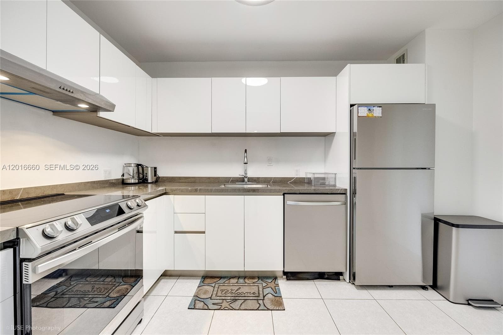 100 Bayview Dr 1231 photo 4