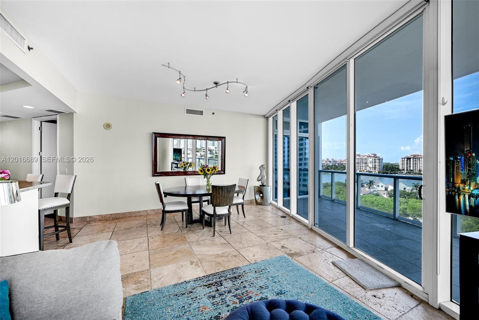 100 Pointe Dr 801 photo 22
