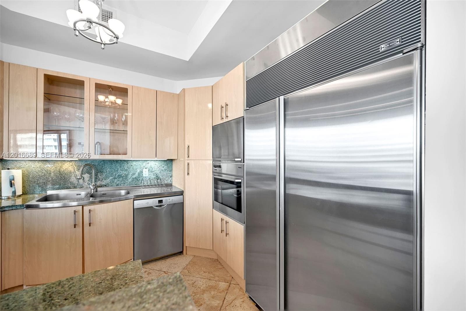 100 Pointe Dr 801 photo 24