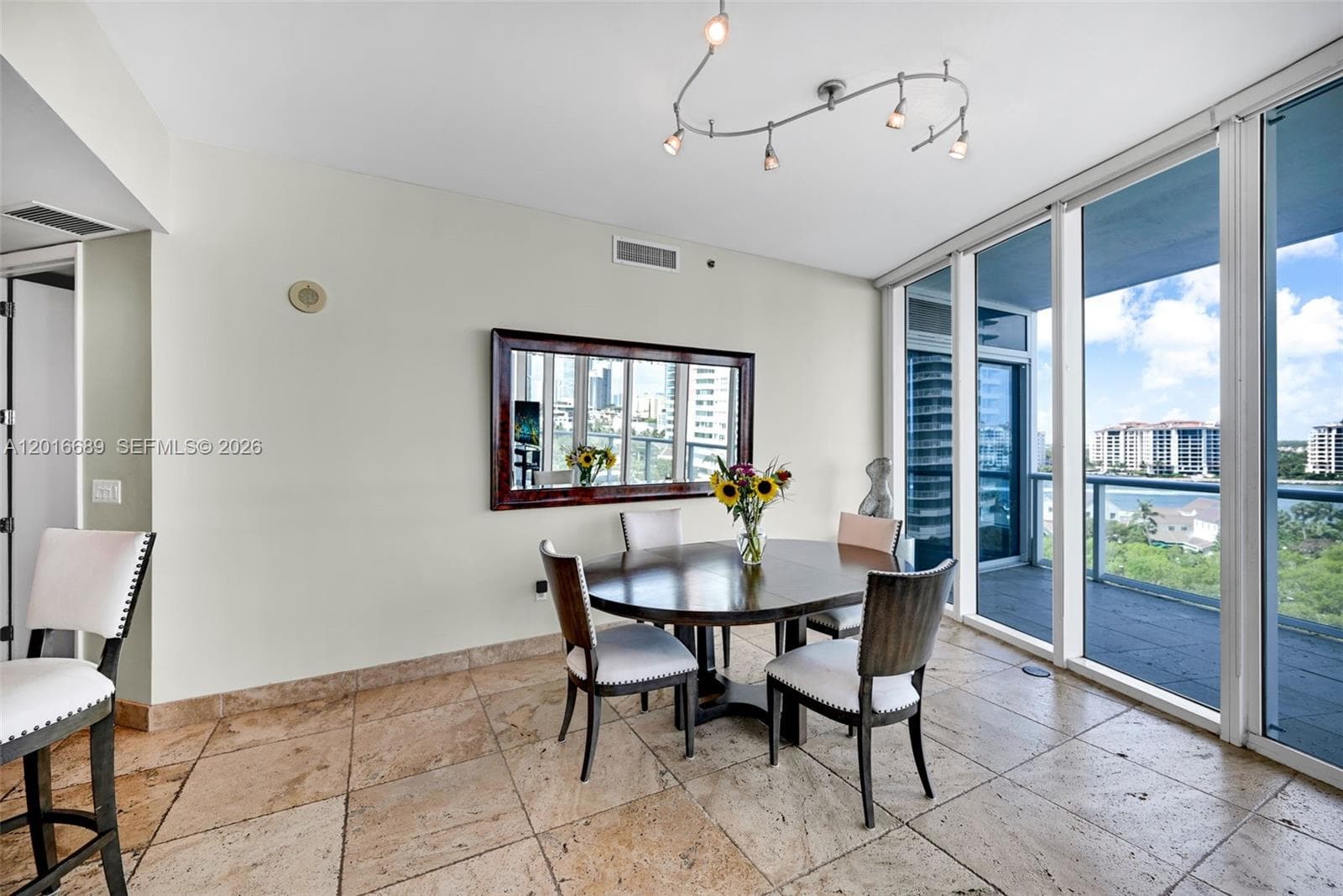 100 Pointe Dr 801 photo 18
