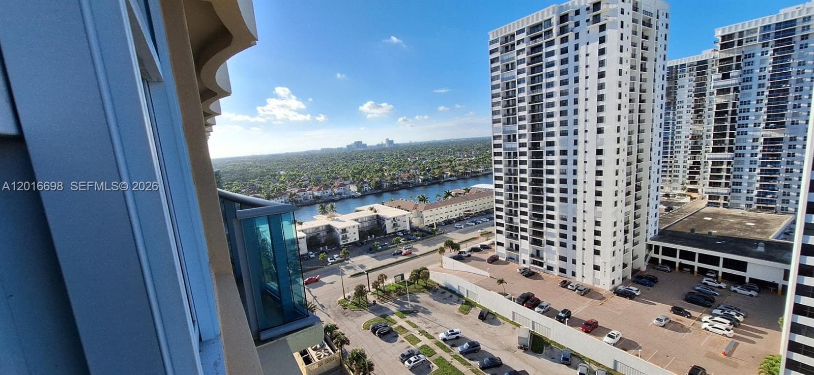 2501 Ocean Dr PH6 photo 12