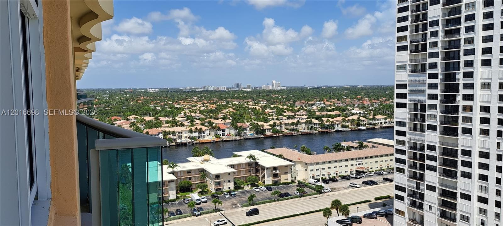 2501 Ocean Dr PH6 photo 14