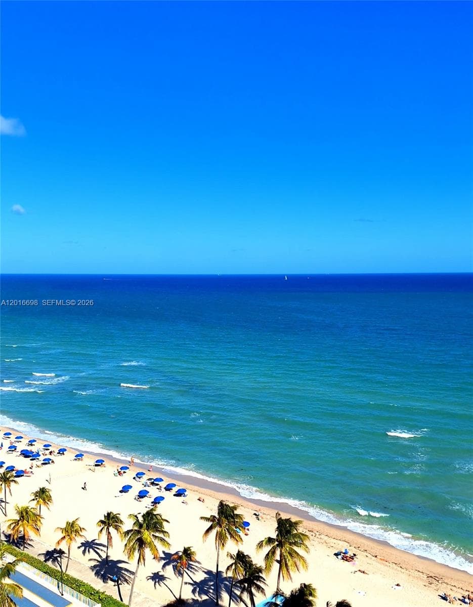2501 Ocean Dr PH6 photo 8