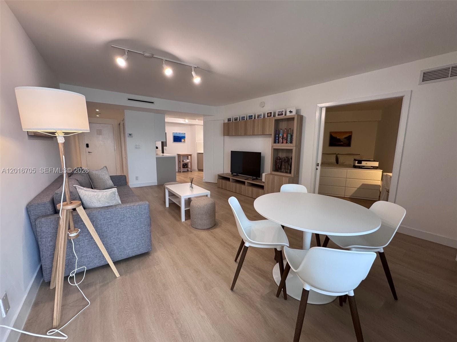 3800 Galt Ocean Dr 709 photo 8