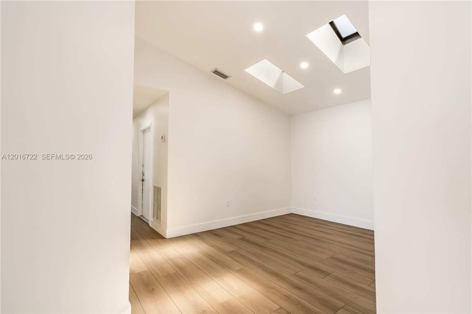 15472 148th Ter 0 photo 6