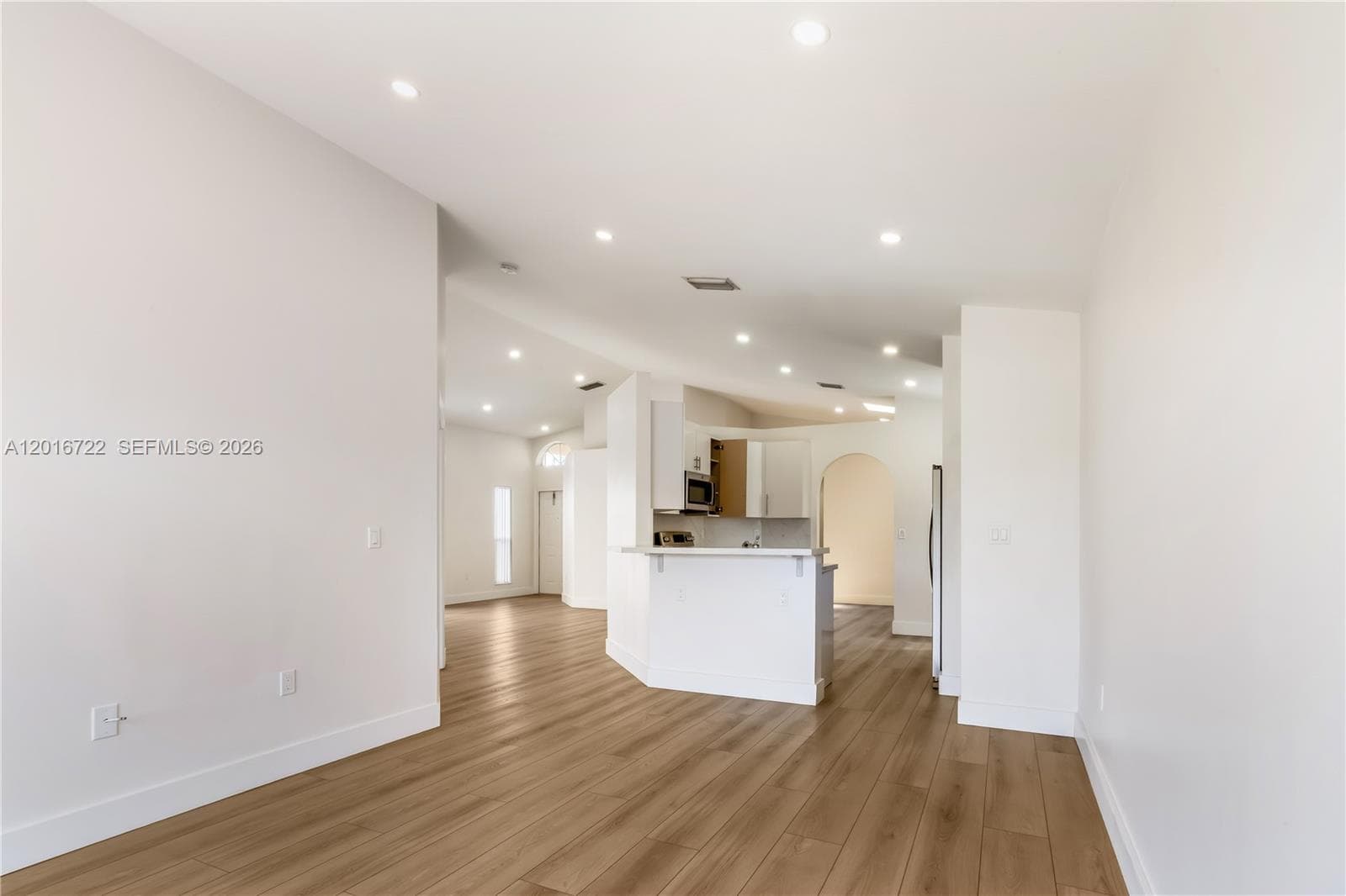 15472 148th Ter 0 photo 3