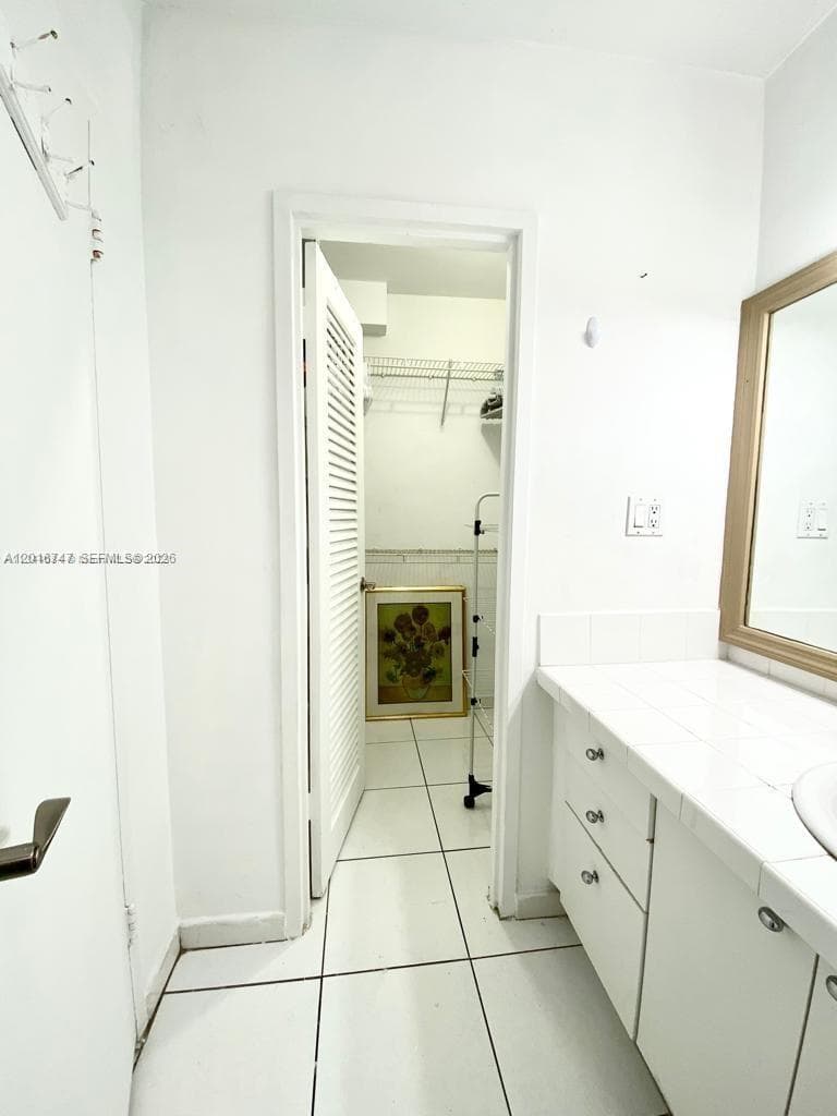 100 Lincoln Rd 437 photo 10