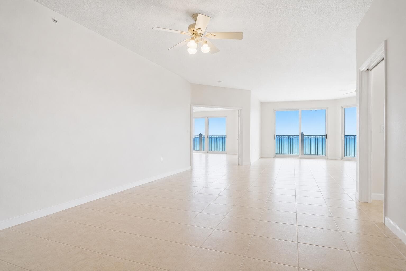 131 Ocean Grande Boulevard 703 photo 13