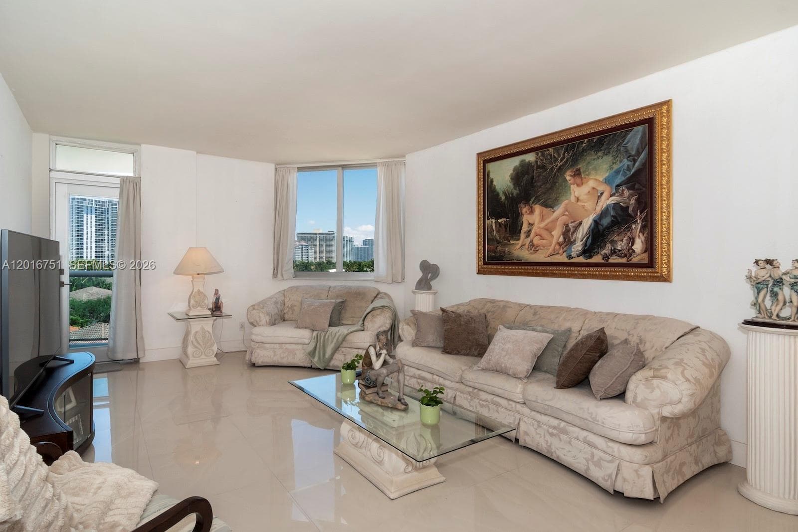 19370 Collins Ave 626 photo 5