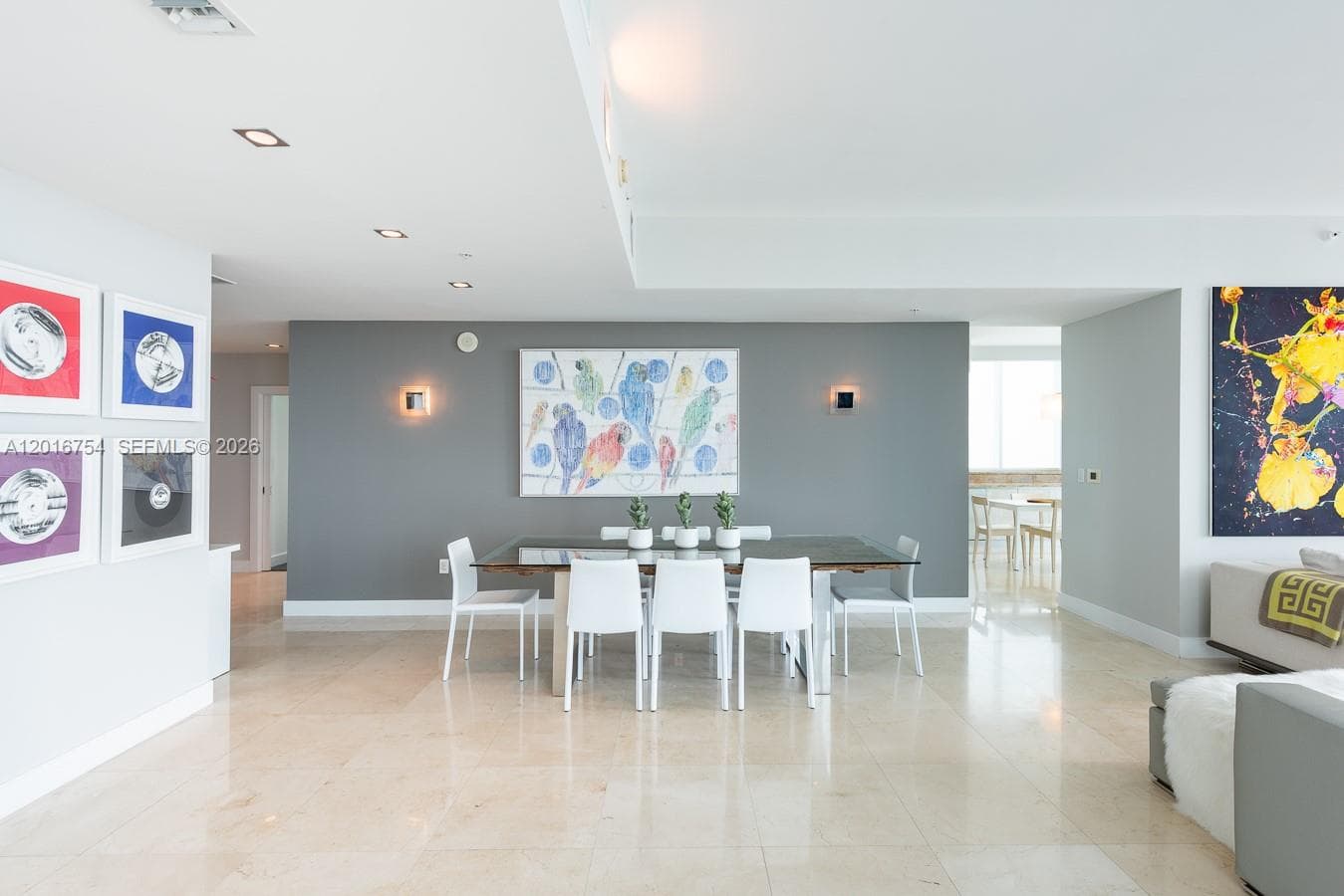 50 Pointe Dr 3302 photo 14
