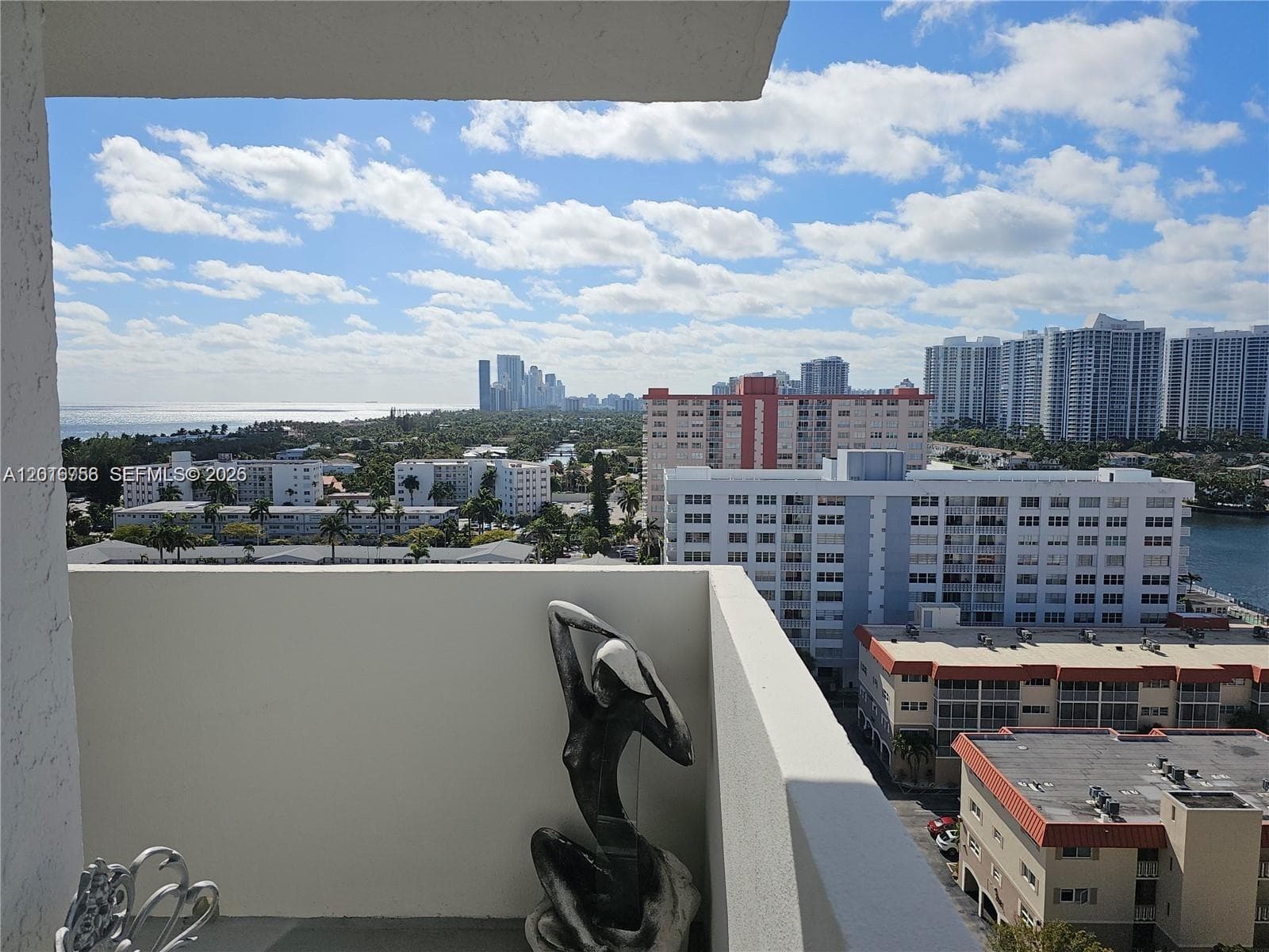 2049 Ocean Dr PH1 photo 15