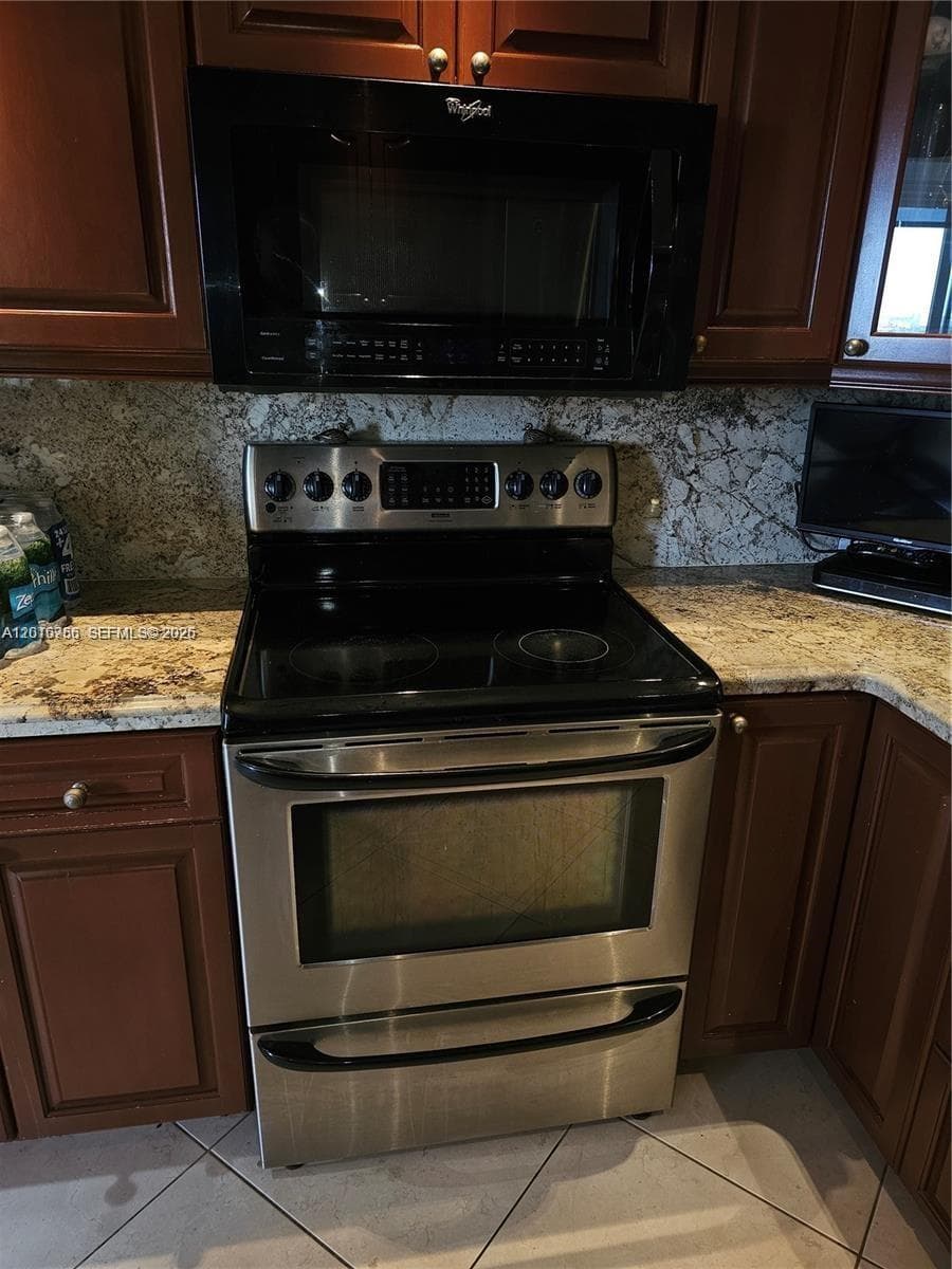 2049 Ocean Dr PH1 photo 21