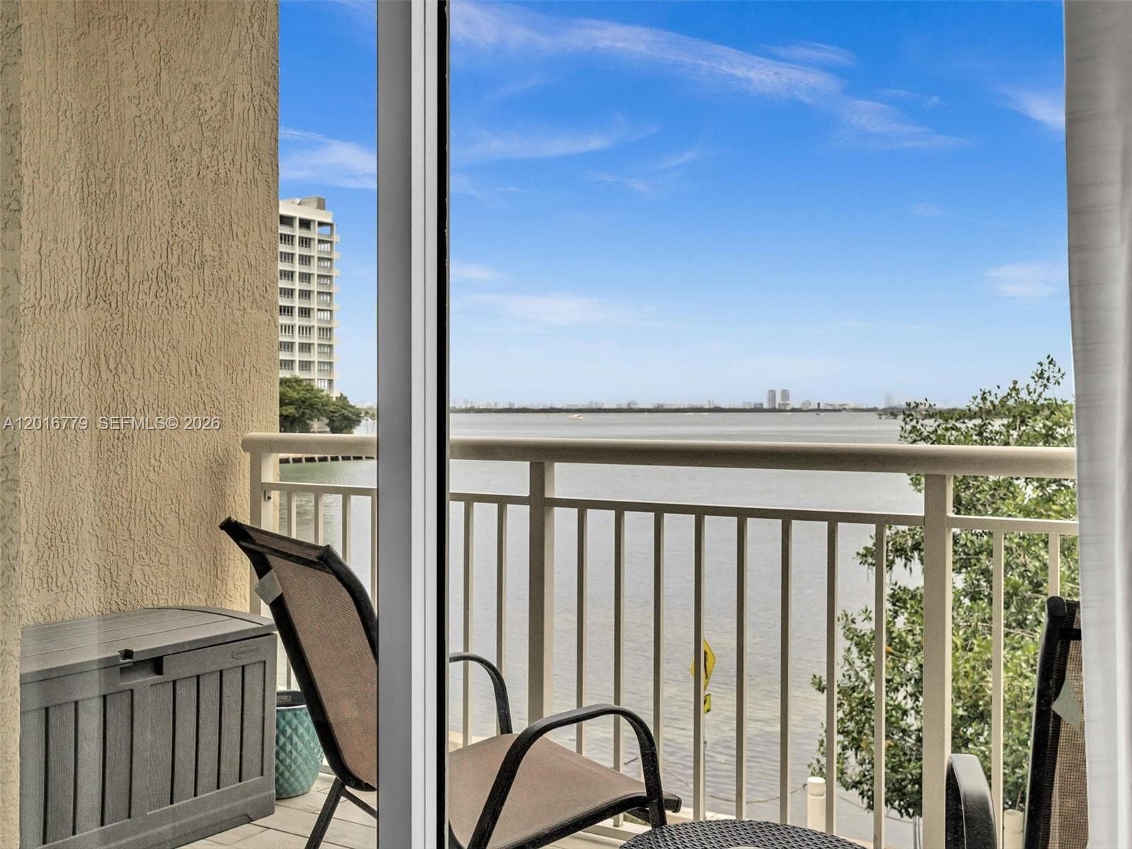 2000 N Bayshore Dr 220 photo 19