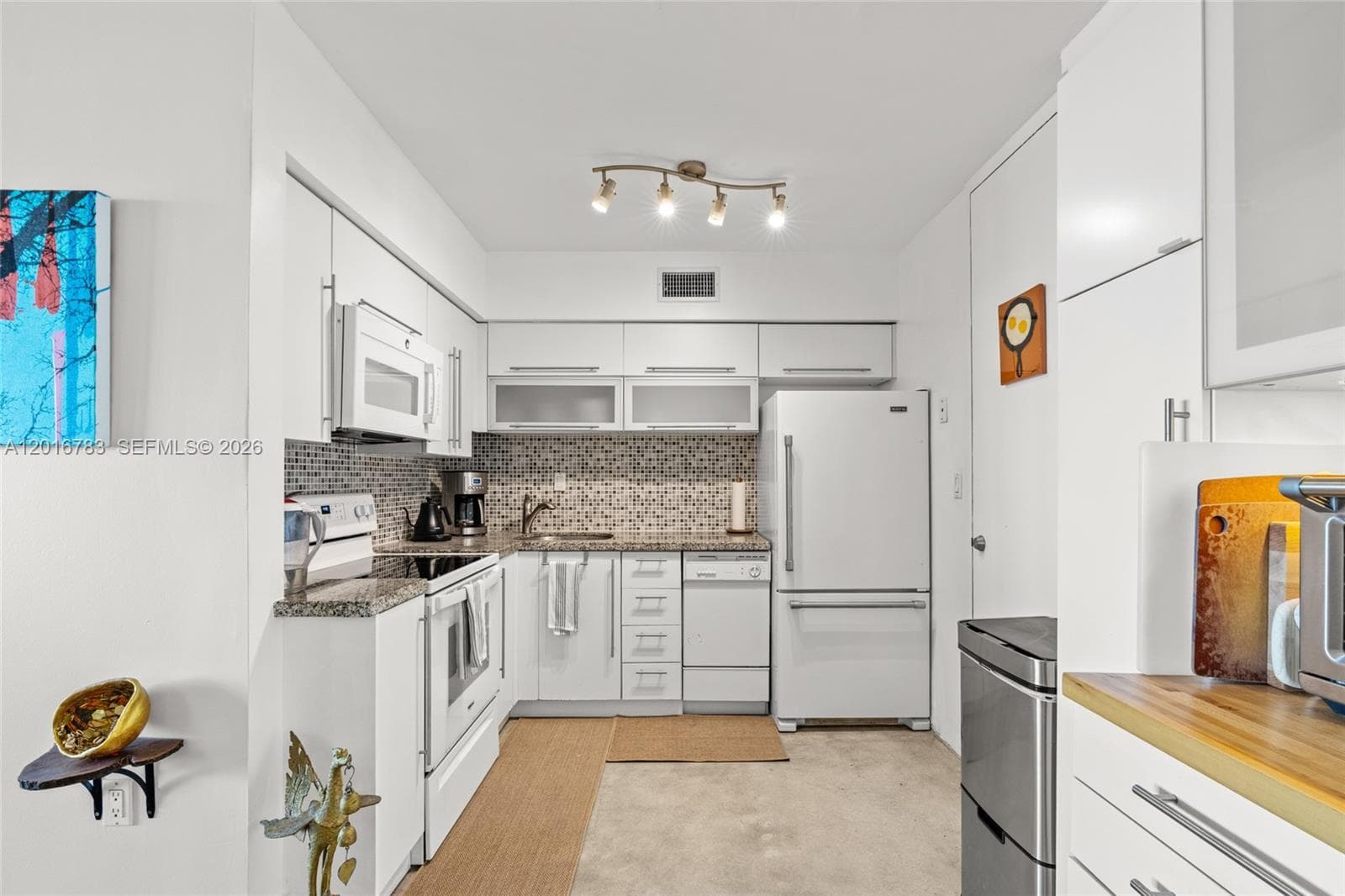 770 69th St 6D photo 6