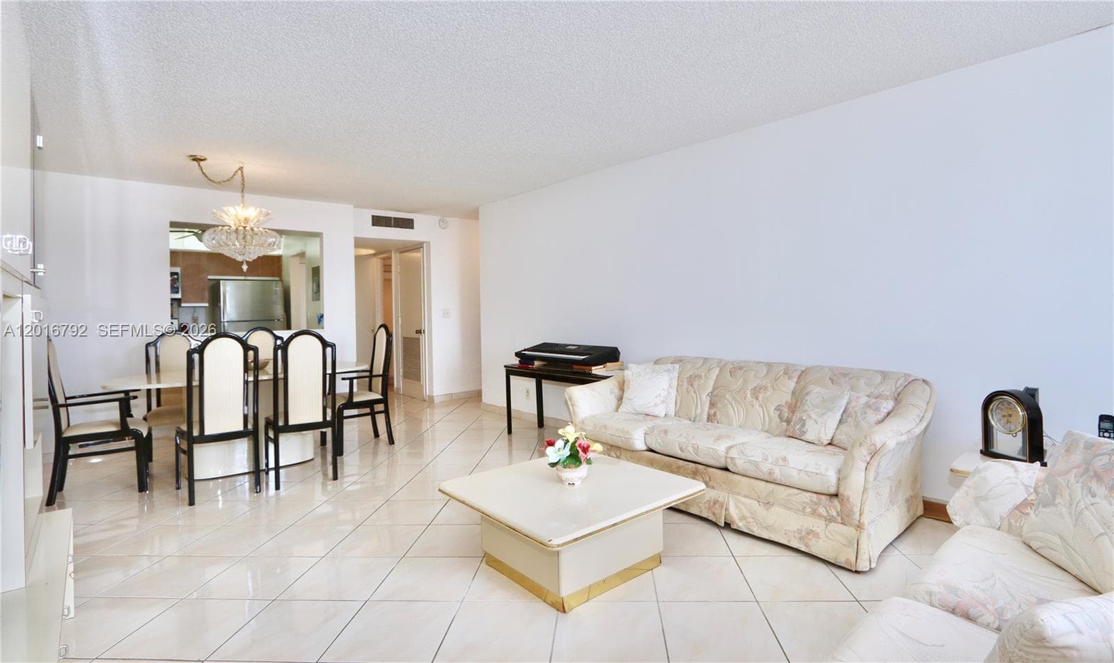 2401 S Ocean Dr 806 photo 2