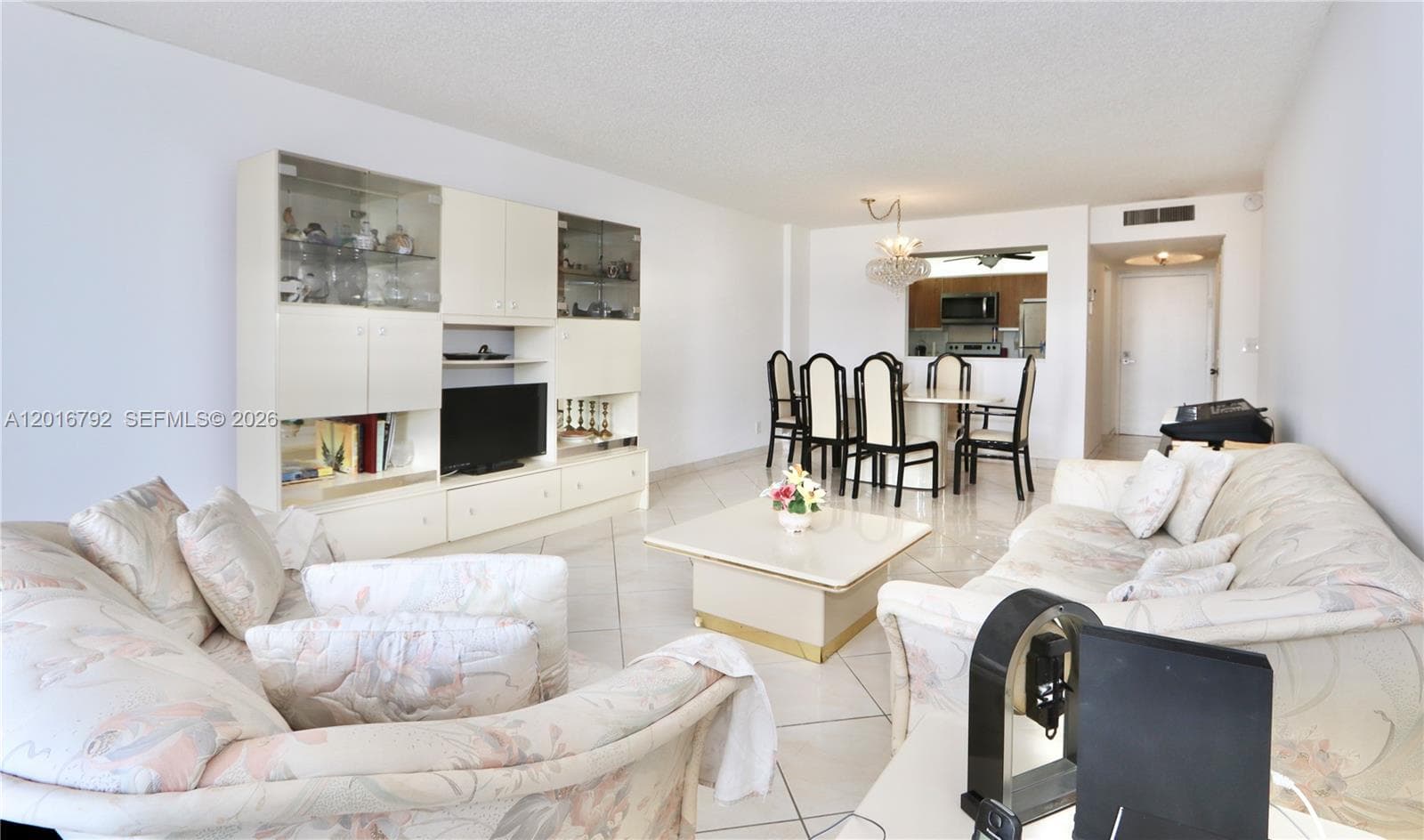 2401 S Ocean Dr 806 photo 3