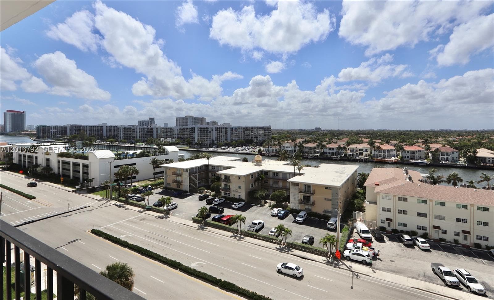 2401 S Ocean Dr 806 photo 18