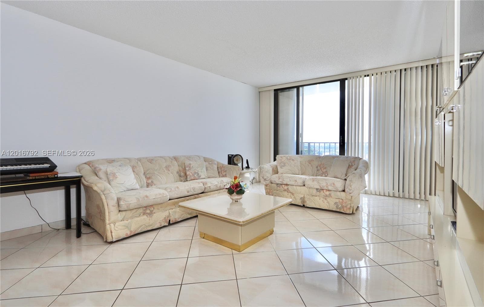 2401 S Ocean Dr 806 photo 8