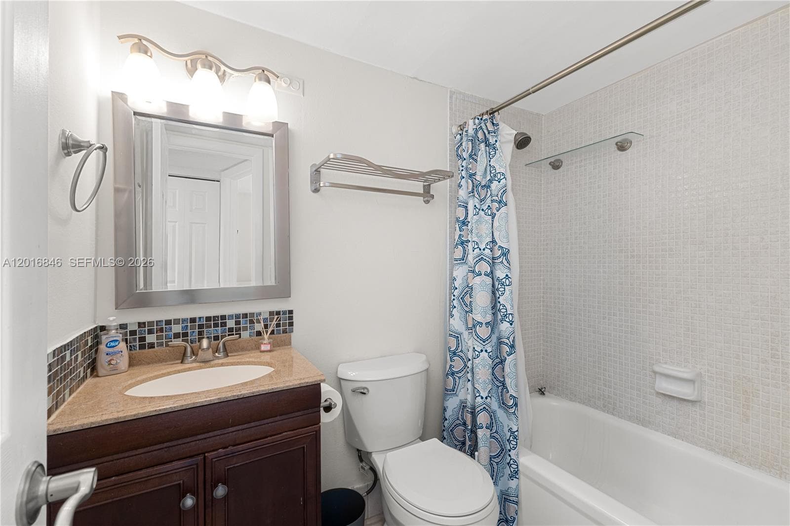 1391 S Ocean Blvd 409 photo 22