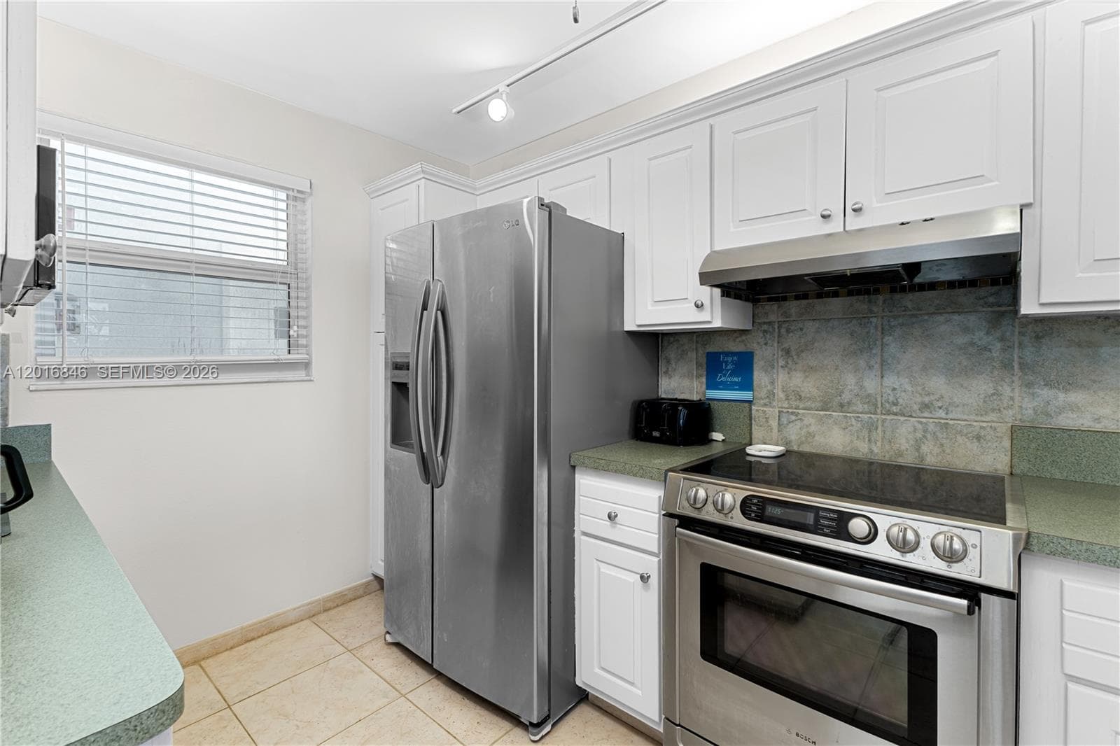 1391 S Ocean Blvd 409 photo 5