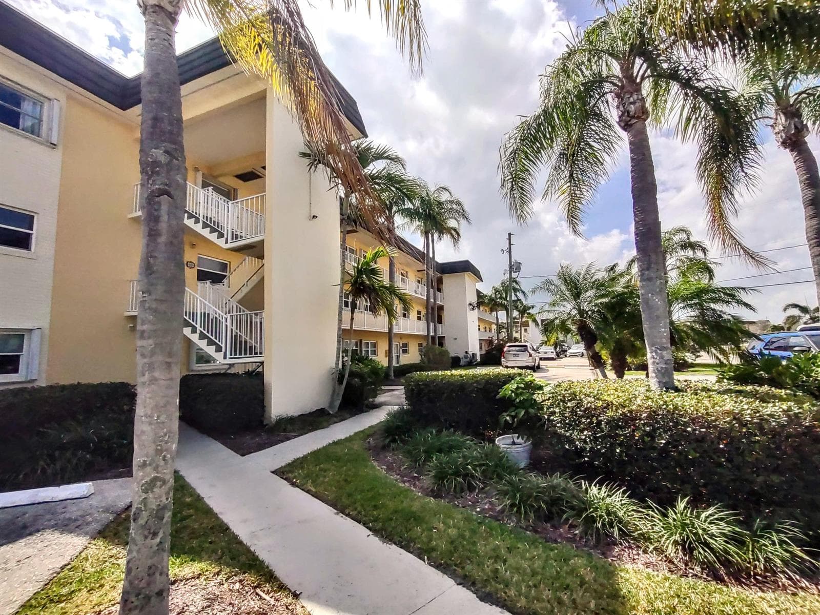 1351 Bayshore Drive #108 2