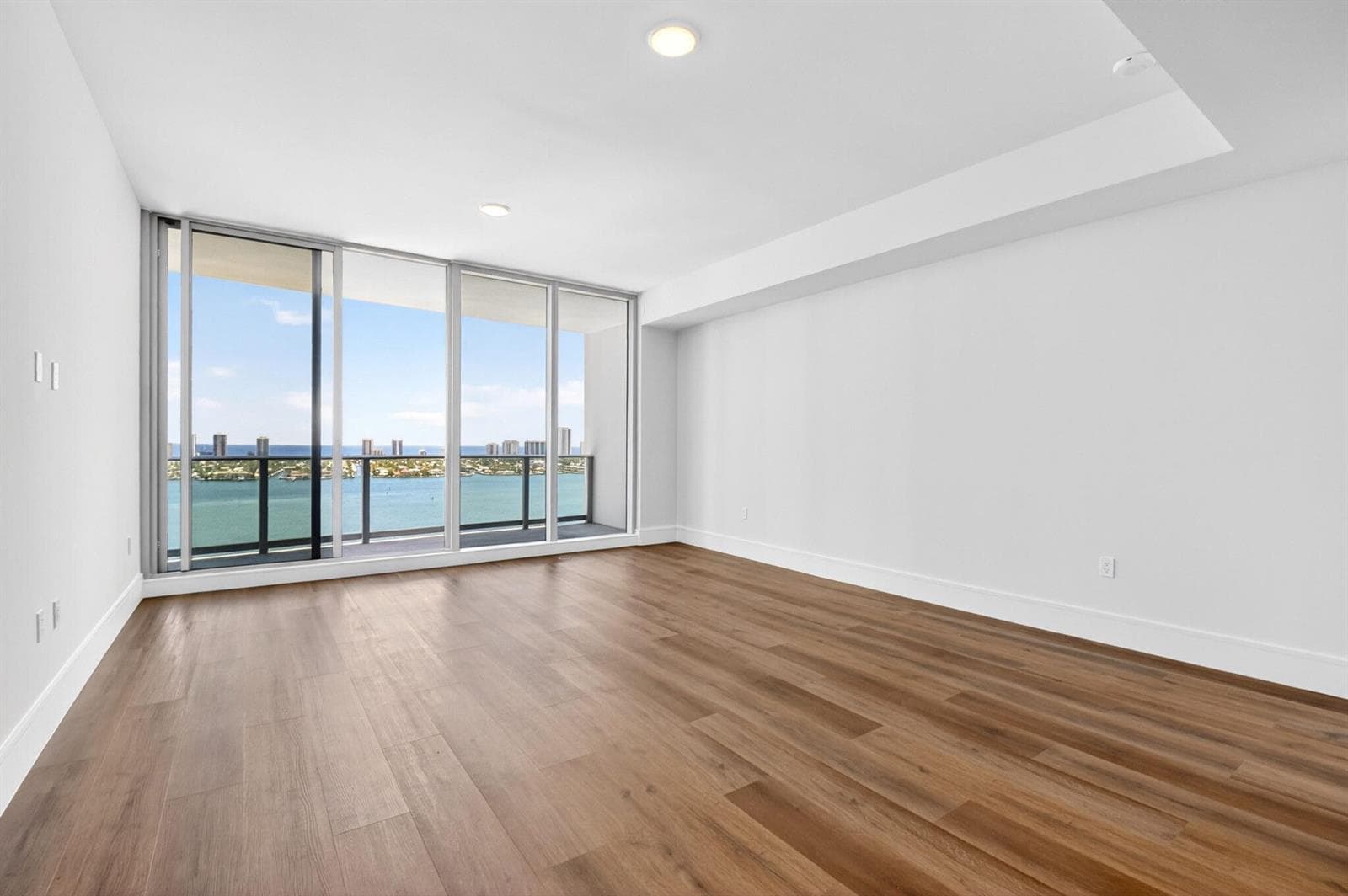 220 Lake Shore Drive 1808 photo 16