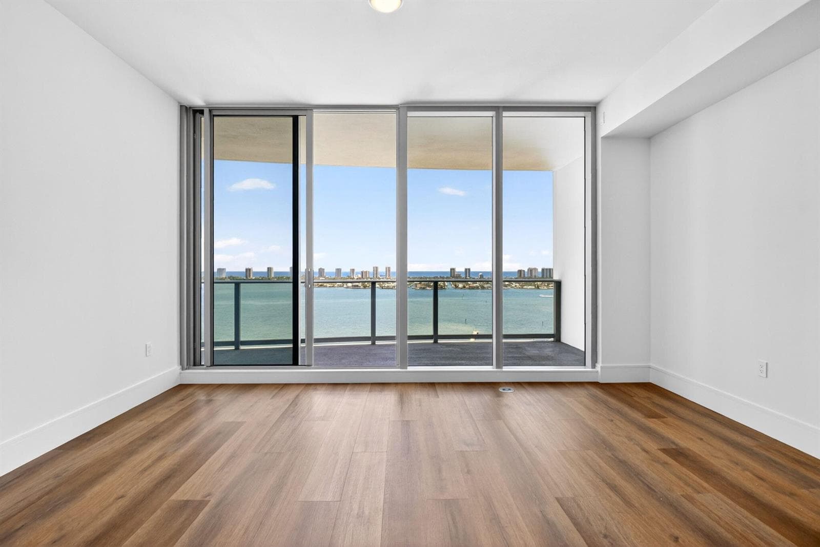 220 Lake Shore Drive 1808 photo 3