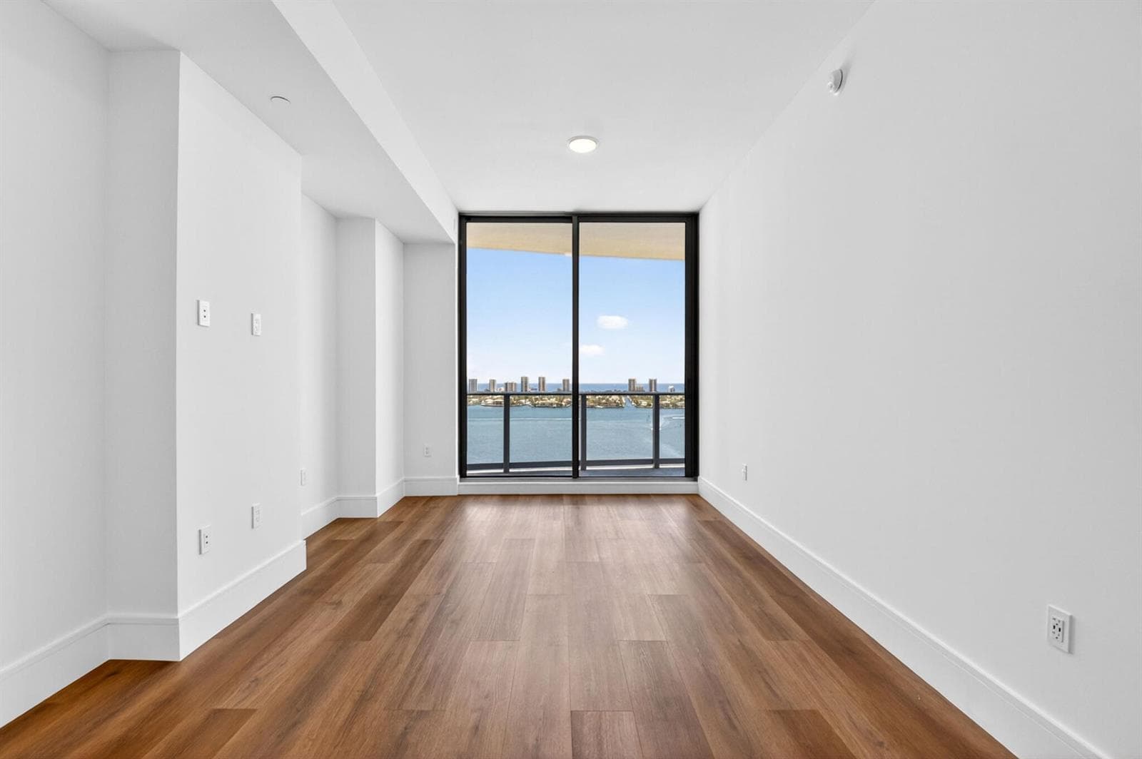 220 Lake Shore Drive 1808 photo 20