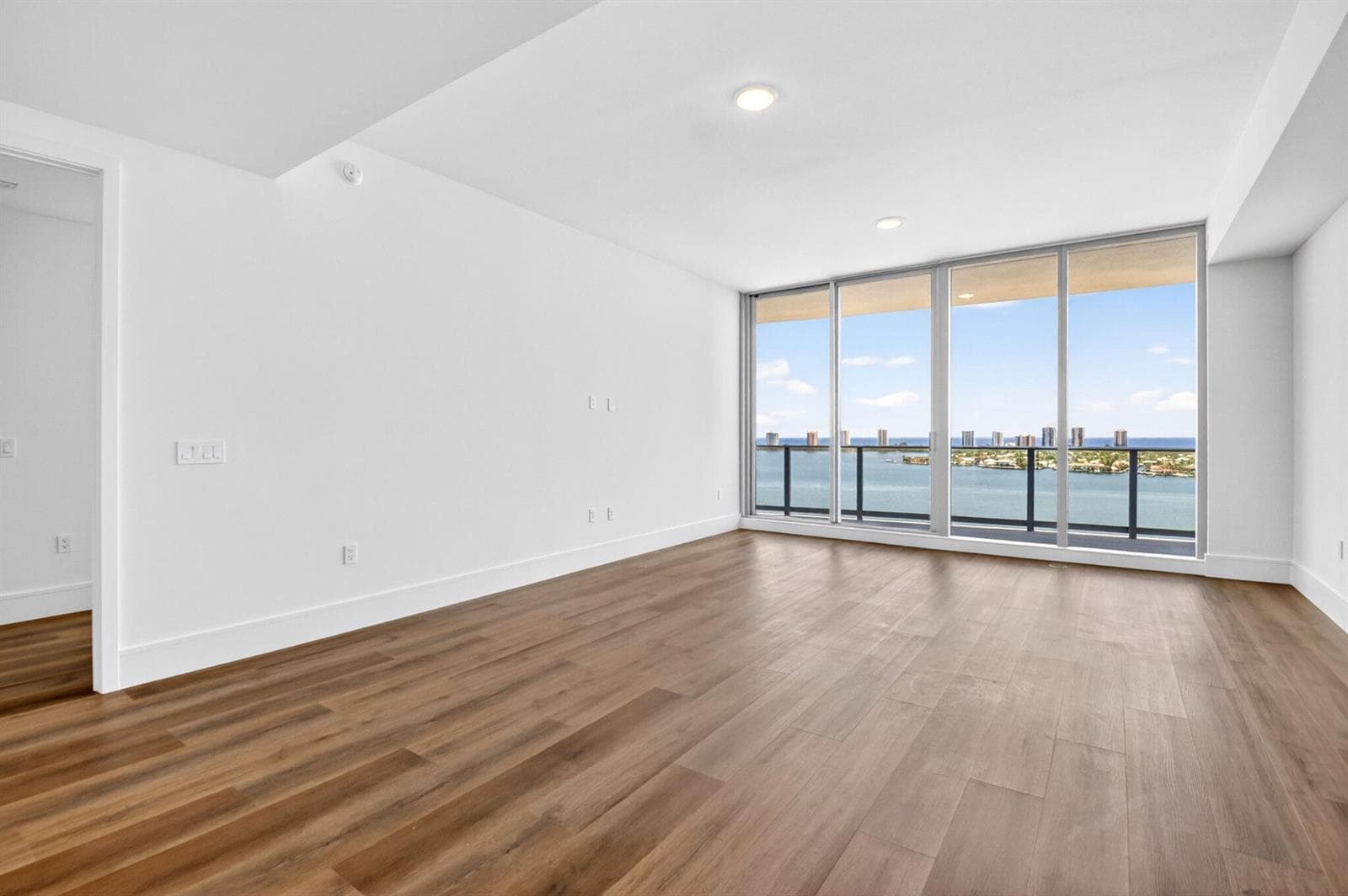 220 Lake Shore Drive 1808 photo 8