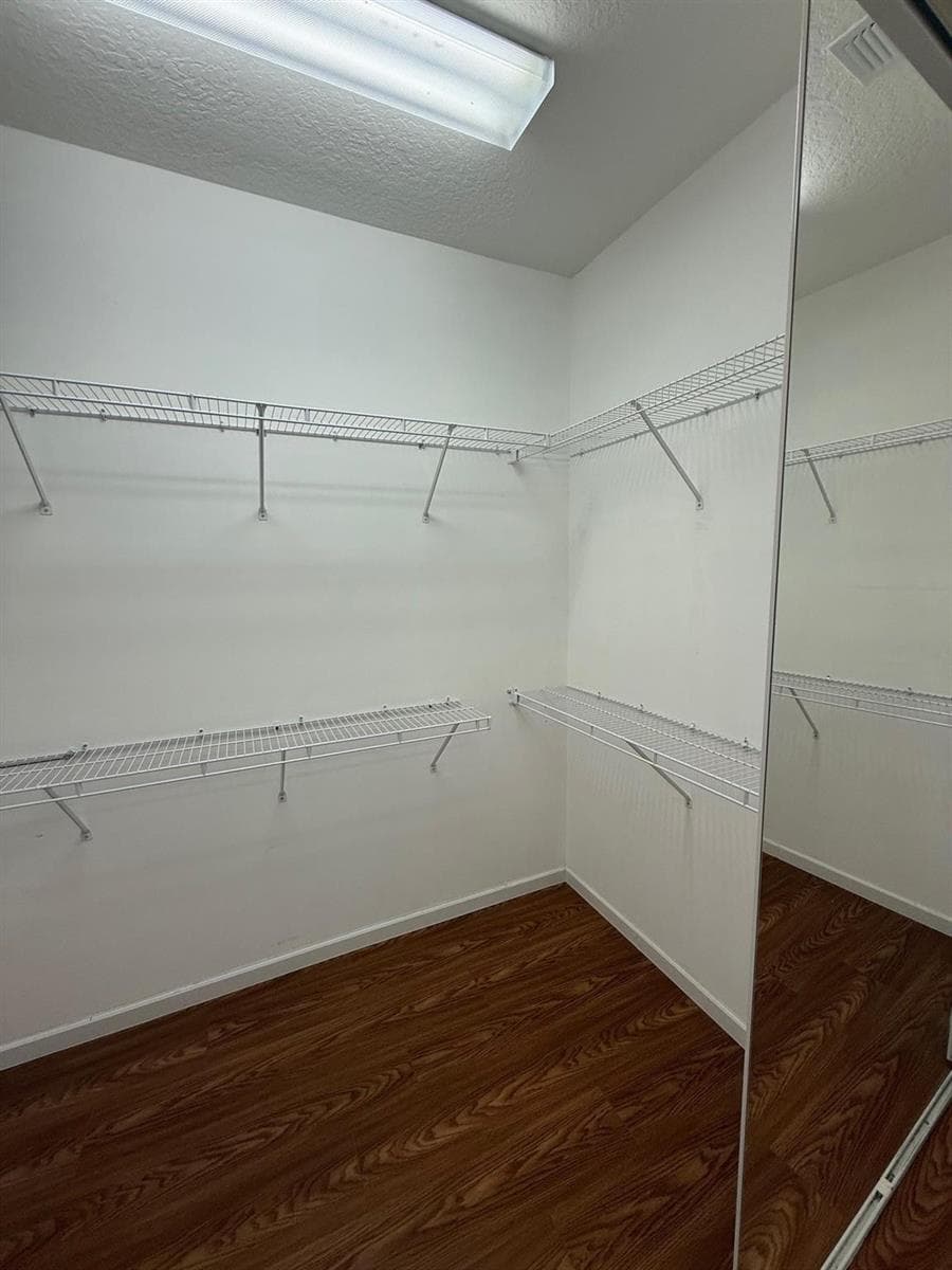 12039 Oakvista Drive photo 17