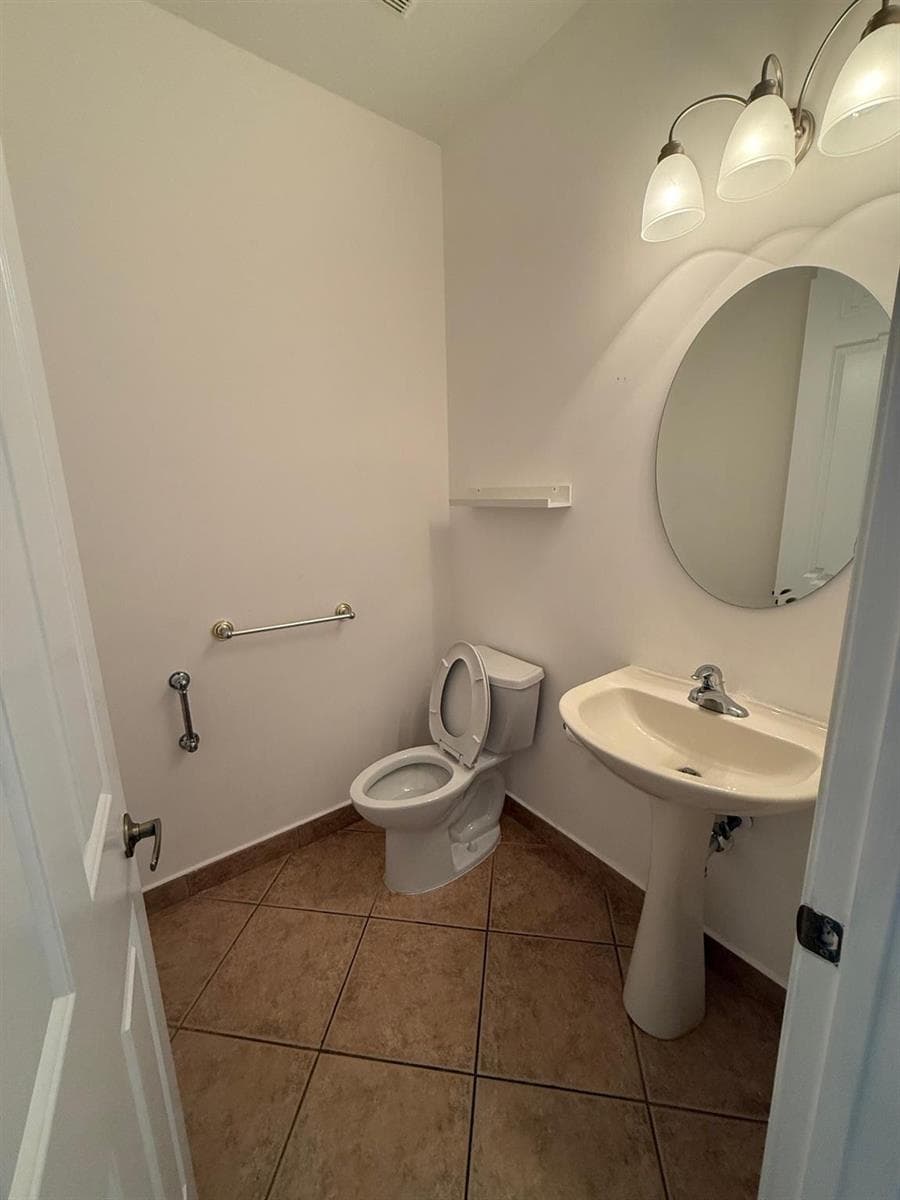 12039 Oakvista Drive photo 22