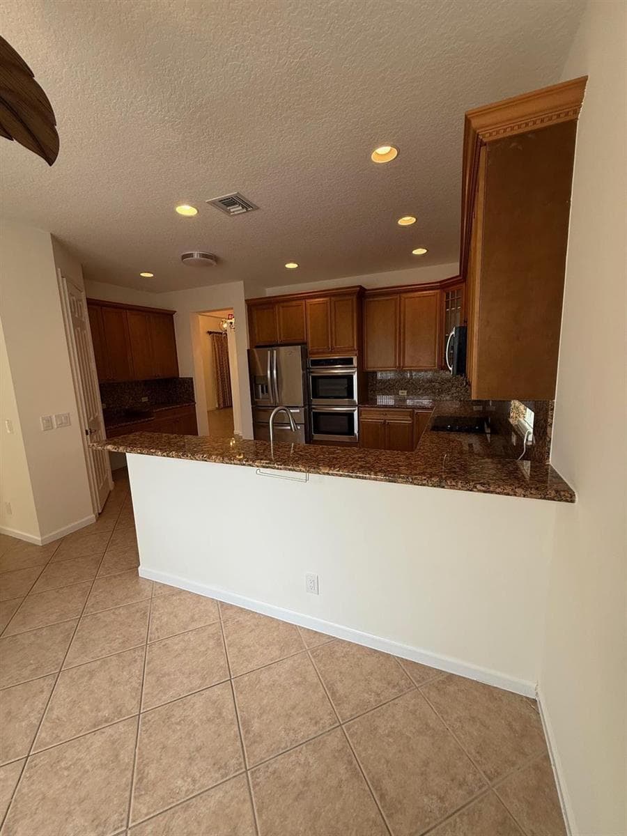 12039 Oakvista Drive photo 3