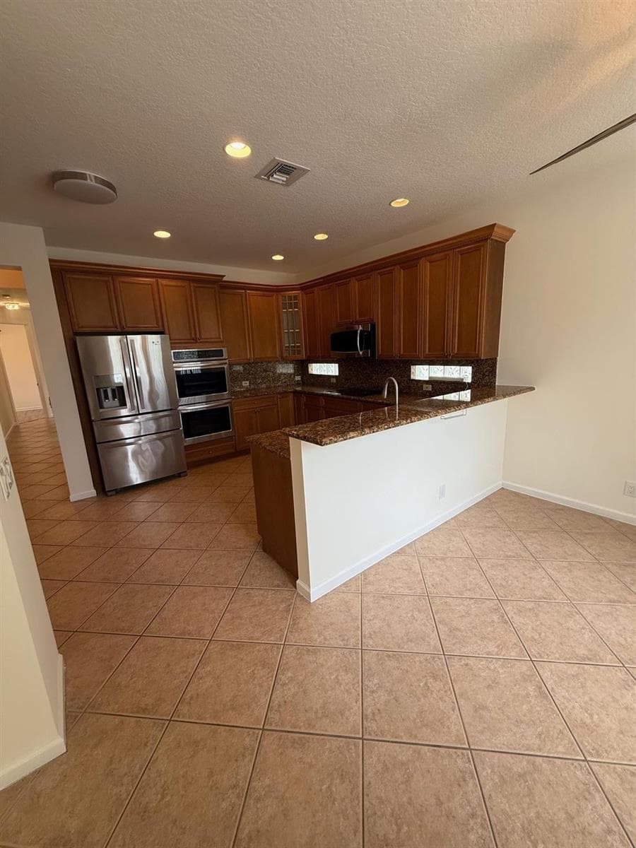 12039 Oakvista Drive photo 5