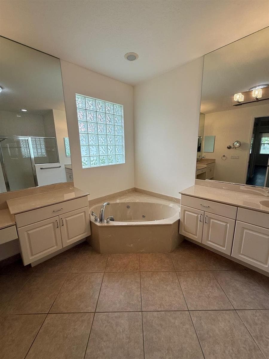 12039 Oakvista Drive photo 10