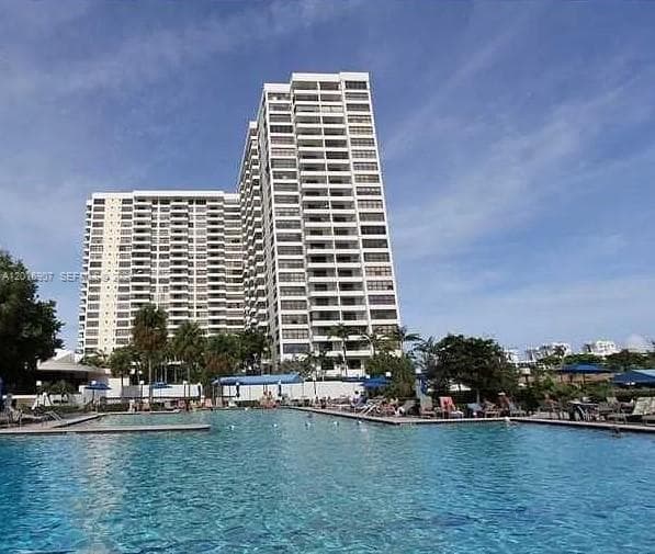 600 Three Islands Blvd 304 photo 12